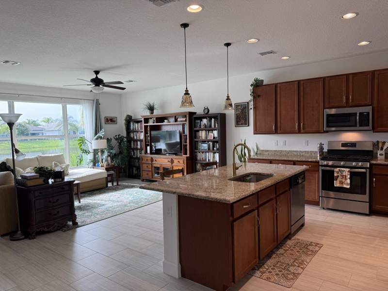 2 bedroom Single Family Residence at 11941 SW Jasper Lake Way, Riverland Parcel A - Plat Six, Port St. Lucie — photo 5