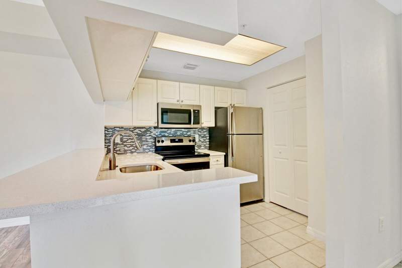 2 bedroom Condominium at 2801 Sarento Place #304, San Matera The Gardens Condo, Palm Beach Gardens — photo 5