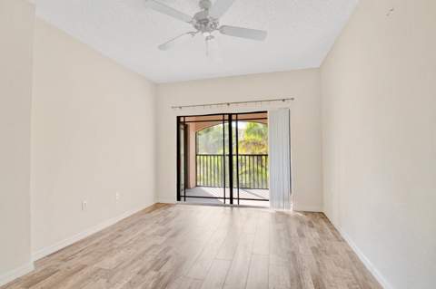 2801 Sarento Place #304, Palm Beach Gardens FL - photo 6 of 27