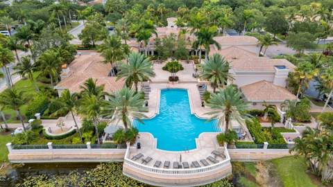 2801 Sarento Place #304, Palm Beach Gardens FL - photo 13 of 27
