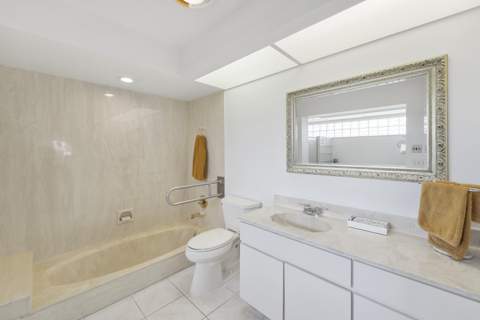 272 Bermuda Beach Drive, Hutchinson Island FL - photo 21 of 35