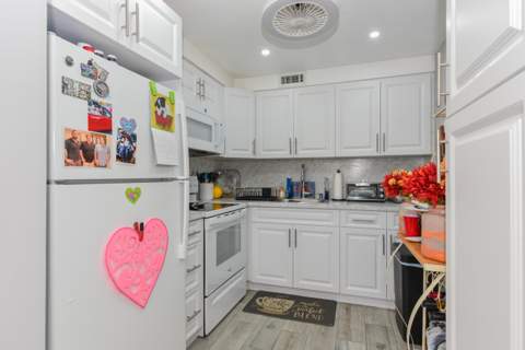 314 Chatham P, West Palm Beach FL - photo 7 of 30