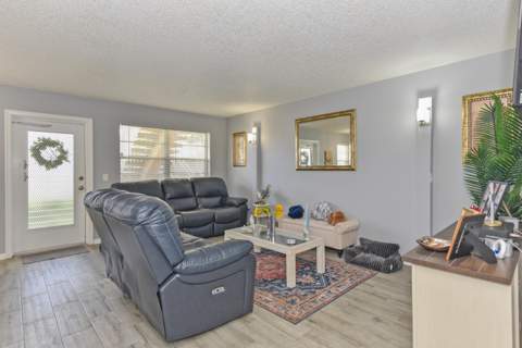 314 Chatham P, West Palm Beach FL - photo 11 of 30