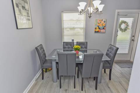 314 Chatham P, West Palm Beach FL - photo 9 of 30