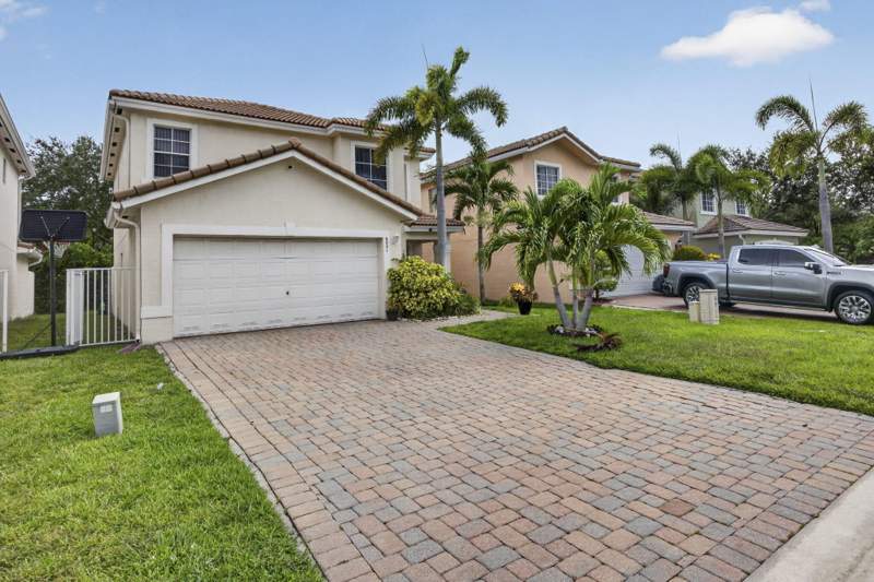 3 bedroom Single Family Residence at 6021 Adriatic Way, Waterways Taheri Pud, West Palm Beach — photo 3