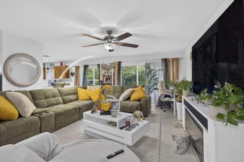 6021 Adriatic Way, West Palm Beach FL - photo 9 of 51