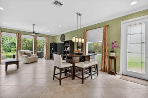 615 SW Glen Crest Way, Stuart FL - photo 9 of 45