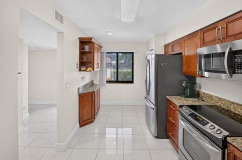 6241 Pointe Regal Circle #108, Delray Beach FL - photo 14 of 113