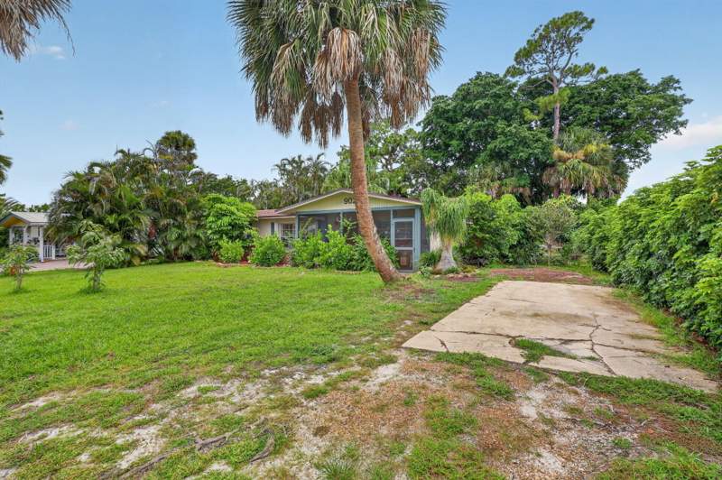 3 bedroom Single Family Residence at 902 SE Ocean Avenue, Broadway Section Of St Lucie Estates Subdivision, Stuart — photo 4