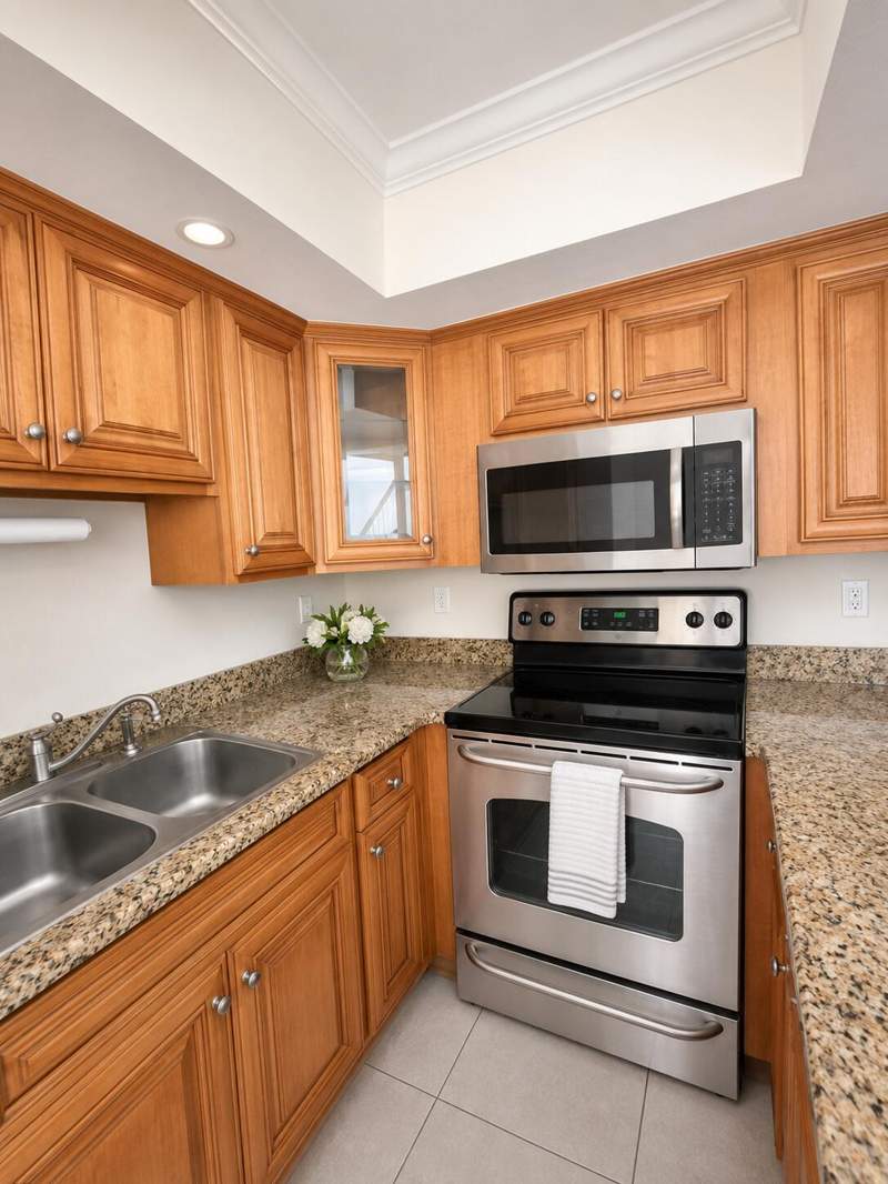 2 bedroom Townhouse at 234 Lake Arbor Drive, Lakewood of Palm Springs, Palm Springs — photo 5