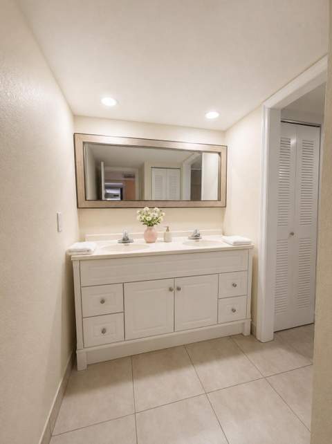 234 Lake Arbor Drive, Palm Springs FL - photo 12 of 14