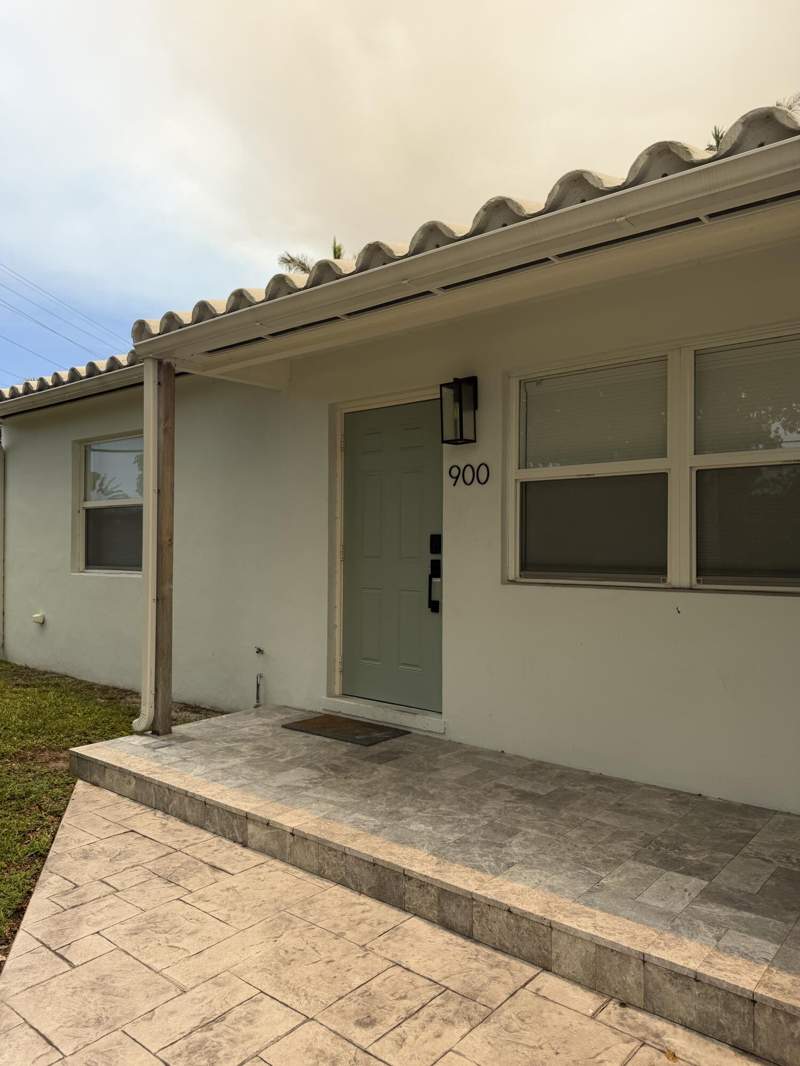 2 bedroom Single Family Residence at 900 Citrus Isle, South New River Isles Sec, Fort Lauderdale — photo 2