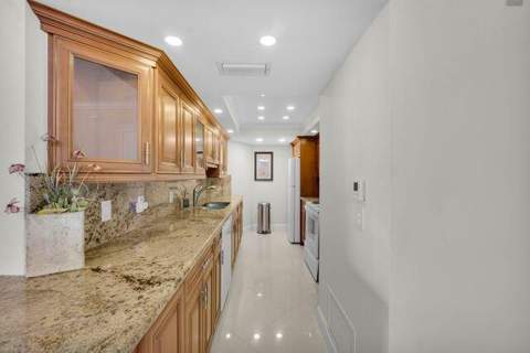 1200 Hibiscus Avenue #1406, Pompano Beach FL - photo 16 of 26