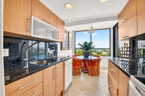 3589 S Ocean Boulevard #908, South Palm Beach FL - photo 12 of 46