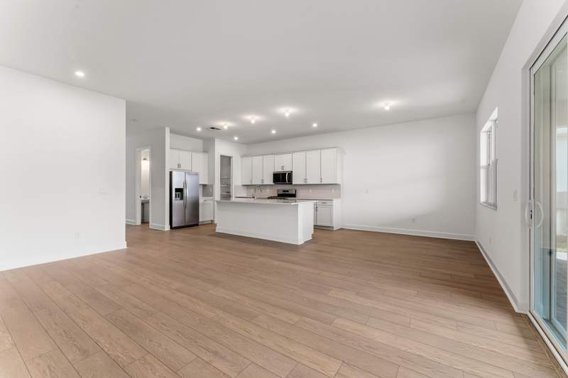 4 bedroom Single Family Residence at 14254 SW Artesia Dr Drive, Seville 6A Phase 2, Port St. Lucie — photo 5