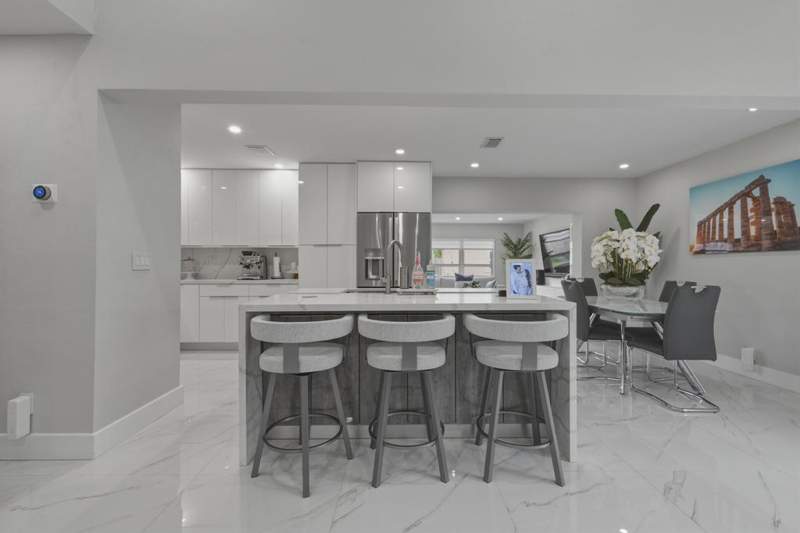 3 bedroom Single Family Residence at 11120 NW 27th Place, Millers Sunrise Estates, Sunrise — photo 2