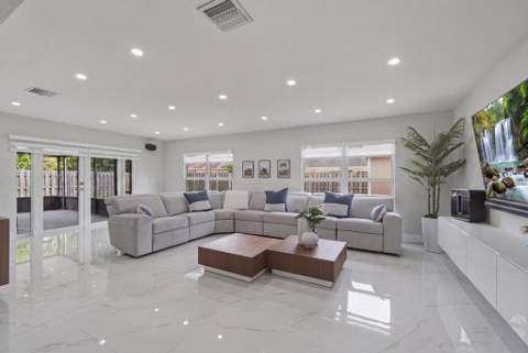 11120 NW 27th Place, Sunrise FL - photo 6 of 21