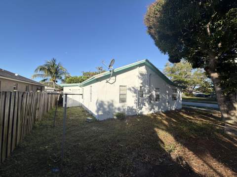 520 NW 3rd Street, Delray Beach FL - photo 7 of 7