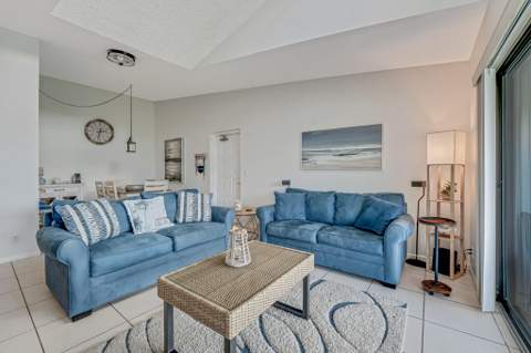 1112 Green Pine Boulevard #G3, West Palm Beach FL - photo 6 of 33