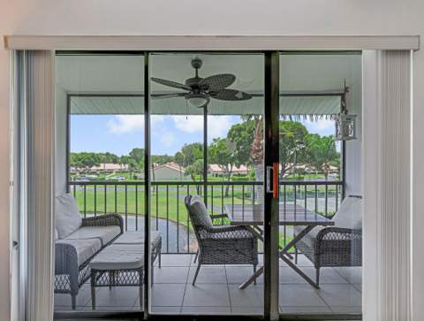 1112 Green Pine Boulevard #G3, West Palm Beach FL - photo 8 of 33