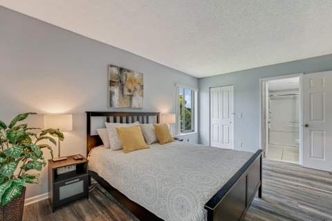 1112 Green Pine Boulevard #G3, West Palm Beach FL - photo 18 of 33