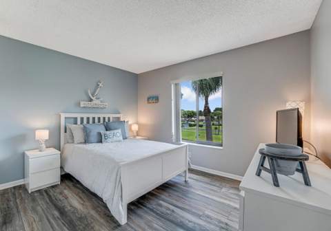 1112 Green Pine Boulevard #G3, West Palm Beach FL - photo 22 of 33