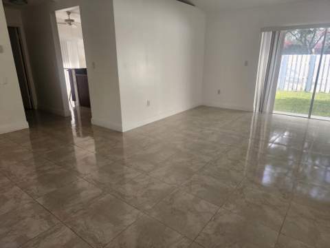 13955 Langley Place, Davie FL - photo 8 of 17