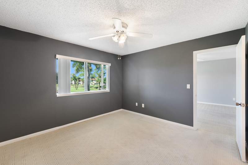 2 bedroom Condominium at 1973 SW Palm City Road #G, King Mountain Condo (Aka Monterey Yacht & Country, Stuart — photo 3
