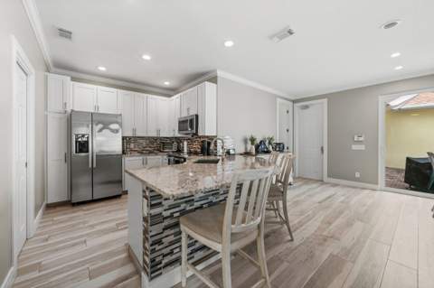 142 Newcastle Drive, Jupiter FL - photo 9 of 41