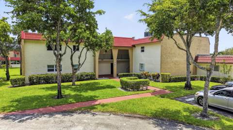 355 Lake Frances Drive, West Palm Beach FL - photo 22 of 44