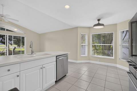 2146 Country Golf Drive, Wellington FL - photo 10 of 62