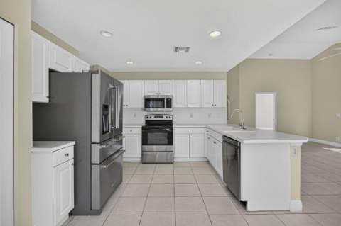 2146 Country Golf Drive, Wellington FL - photo 12 of 62
