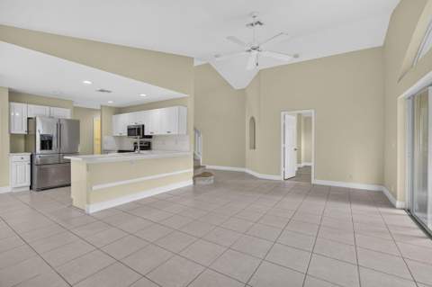 2146 Country Golf Drive, Wellington FL - photo 13 of 62