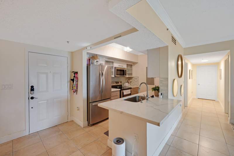 3 bedroom Condominium at 231 SW 116th Avenue #19208, Marquesa Condo, Pembroke Pines — photo 4