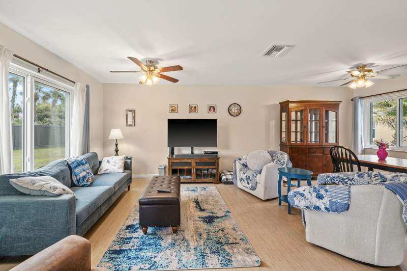 2 bedroom Single Family Residence at 119 Lakeside Circle, Jupiter Village, Jupiter — photo 5