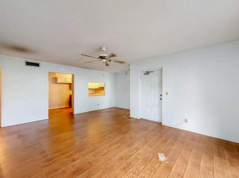 1104 Green Pine #E1, West Palm Beach FL - photo 7 of 49