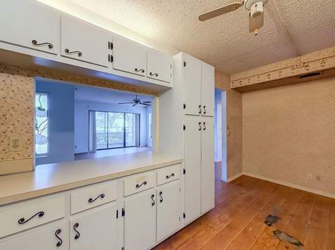 1104 Green Pine #E1, West Palm Beach FL - photo 17 of 49