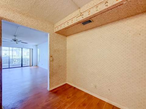 1104 Green Pine #E1, West Palm Beach FL - photo 19 of 49