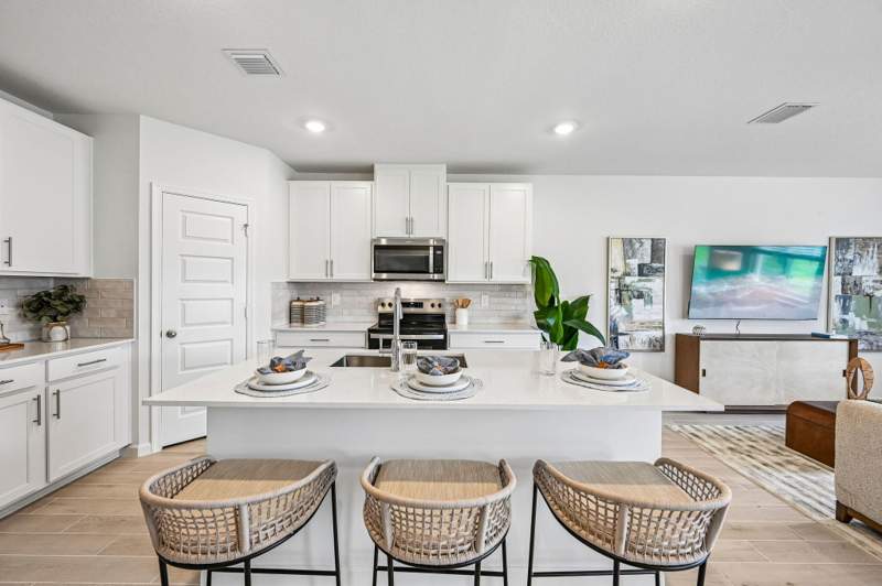 3 bedroom Townhouse at 12985 SW Forli Way, Central Park — photo 5