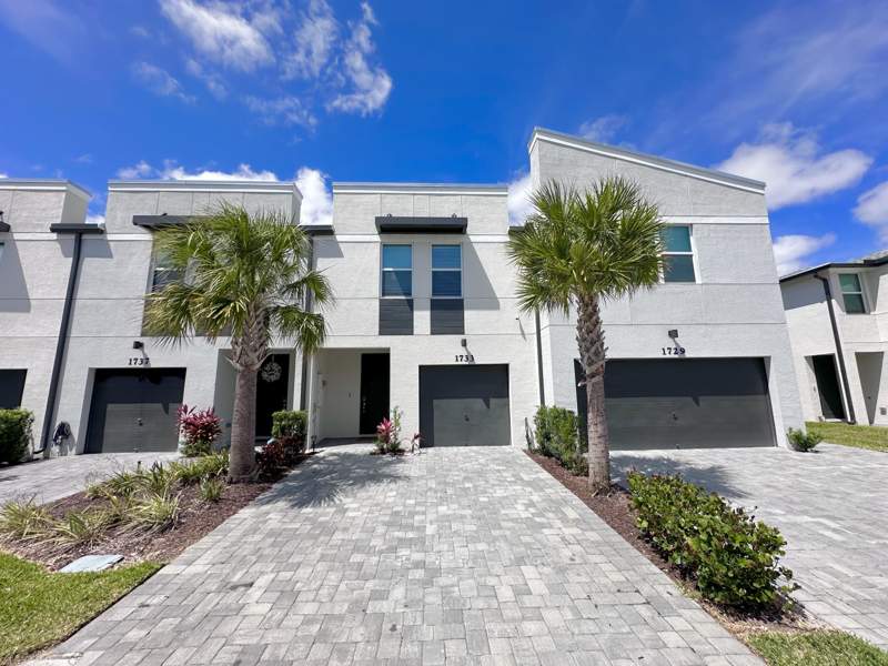 3 bedroom Townhouse at 1733 Lindley Street, Enclave At Mangonia Park, West Palm Beach — photo 2