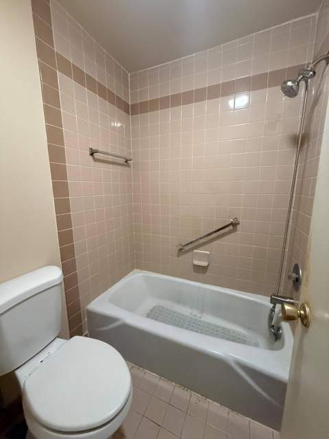 1052 North Drive #B, Delray Beach FL - photo 8 of 12