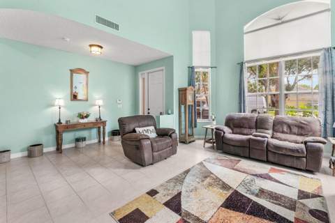 2129 Reston Circle, Royal Palm Beach FL - photo 6 of 59