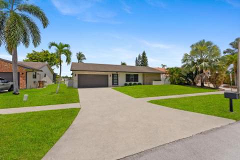 2569 SW 14th Court, Deerfield Beach FL - photo 6 of 74