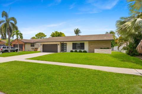 2569 SW 14th Court, Deerfield Beach FL - photo 8 of 74