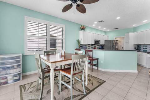 2129 Reston Circle, Royal Palm Beach FL - photo 11 of 59