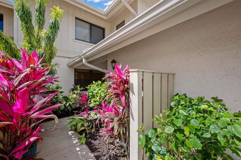 2 bedroom Condominium at 17138 Waterbend Drive #117, Waterbend At Jonathans Landing, Jupiter — photo 2