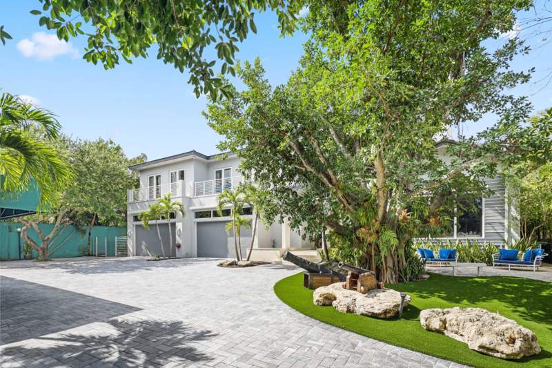 5 bedroom Single Family Residence at 12 Sylvan Lane, Harbor Beach, Fort Lauderdale — photo 3