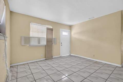 189 Morgans Way, Palm Springs FL - photo 10 of 20