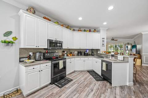 9853 SW Eastbrook Circle, Port St. Lucie FL - photo 14 of 31