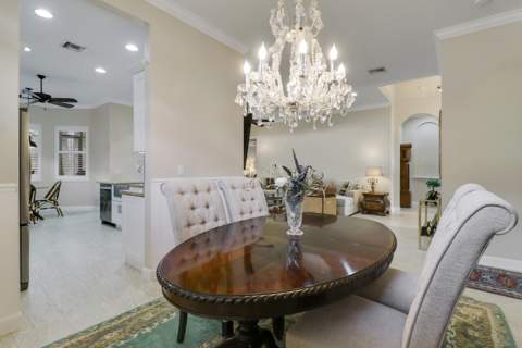 7664 Greenbrier Circle, Port St. Lucie FL - photo 11 of 57